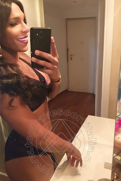 Foto selfie 52 di Thais Melo transexescort Roma