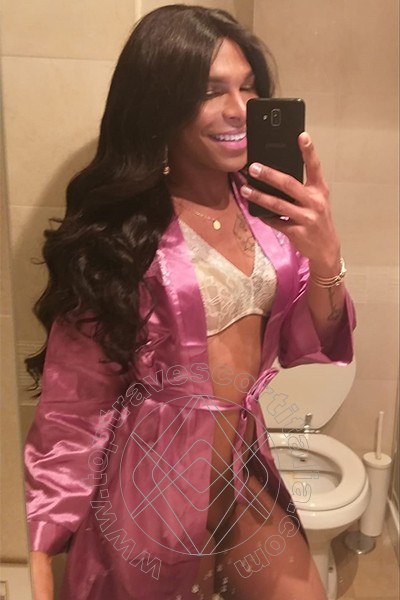 Foto selfie 60 di Thais Melo transexescort Roma