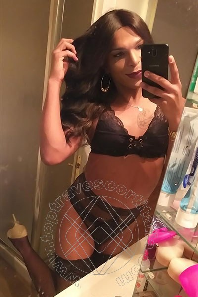 Foto selfie 54 di Thais Melo transexescort Roma