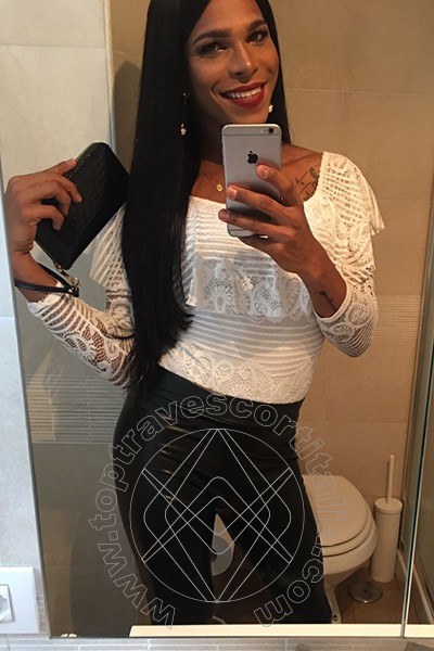 Foto selfie 125 di Thais Melo transexescort Roma
