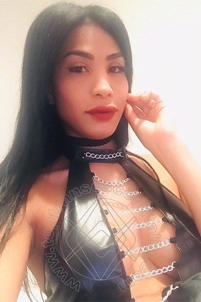 Foto selfie 49 di Mikaella Pimentell Pornostar transexescort Roma