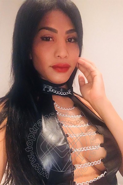 Foto selfie hot 35 di Mikaella Pimentell Pornostar transexescort Roma