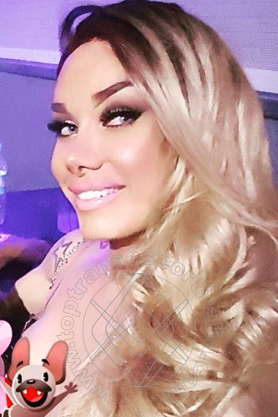 Foto selfie 80 di Kalena Rios Pornostar transexescort Milano