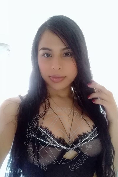 Foto selfie 84 di Sara Efrons transexescort Roma