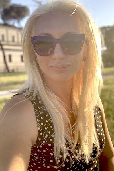 Foto selfie 16 di Eva Ferrari L'italiana transexescort Roma