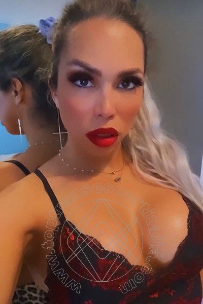 Foto selfie 44 di Karina Becker transexescort Bologna