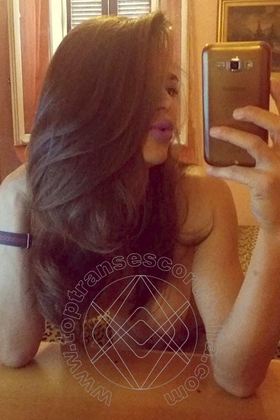 Foto selfie 6 di Alessandra Mendez transexescort Trani