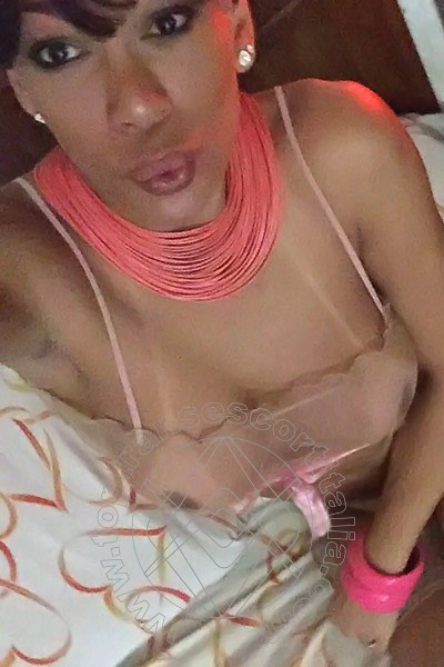 Foto selfie 97 di Marcella Pops transexescort Ponte Chiasso