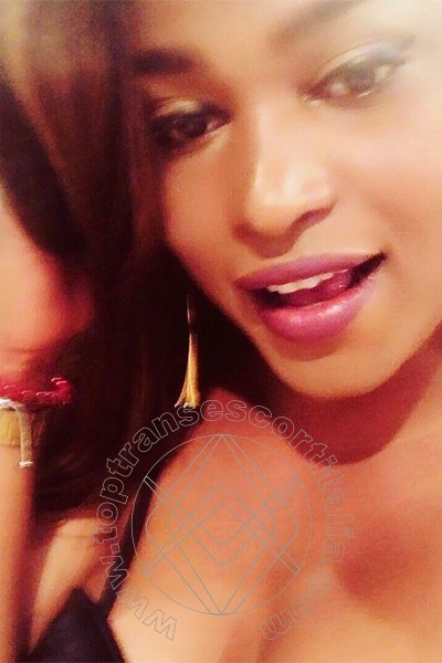 Foto selfie 3 di Anna Paula Brasiliana transexescort Ladispoli