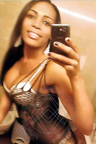 Foto selfie 65 di Naomy Xl transexescort Genova