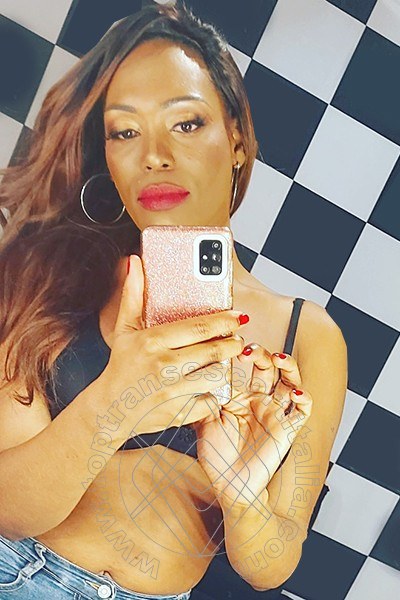 Foto selfie 3 di Naomy Xl transexescort Genova