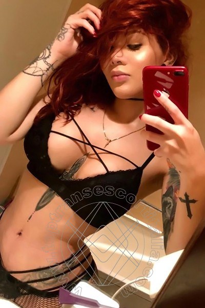 Foto selfie 30 di Bambolina Red Sandy transexescort Olbia