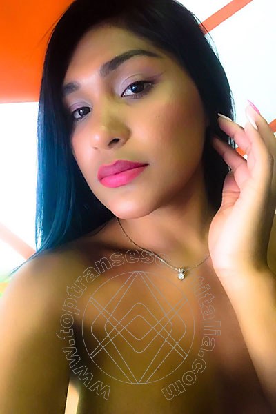 Foto selfie 37 di Pocahontas Vip transexescort Olbia
