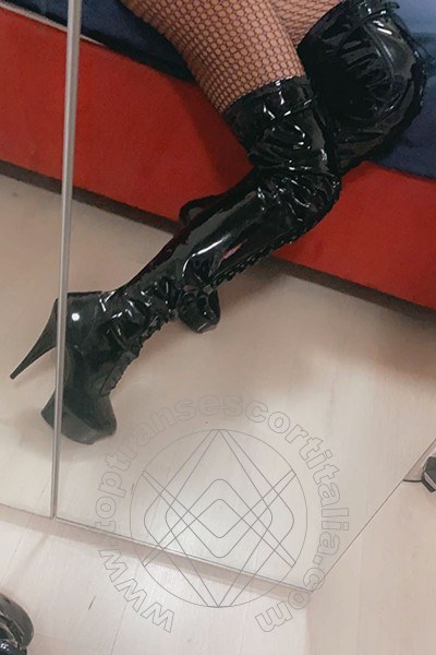 Foto selfie 439 di Pamy La Diva Stellare transexescort Losanna