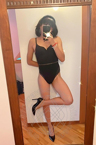 Foto selfie 36 di Samantha Dumont transexescort Riccione