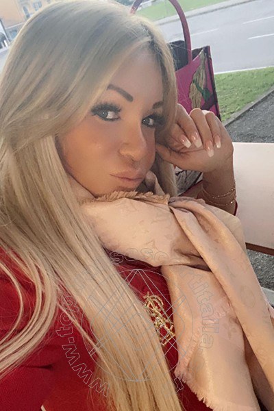 Foto selfie 123 di Pamy La Diva Stellare transexescort Losanna