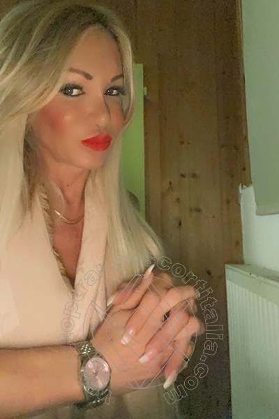 Foto selfie 111 di Pamy La Diva Stellare transexescort Losanna