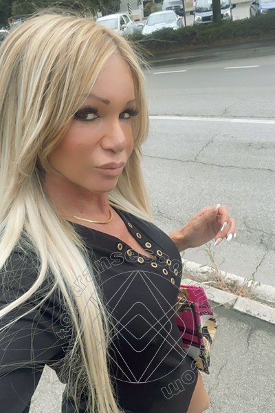 Foto selfie 83 di Pamy La Diva Stellare transexescort Losanna