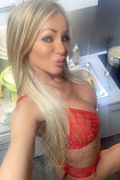 Foto selfie 62 di Pamy La Diva Stellare transexescort Losanna