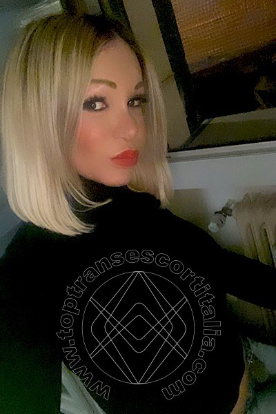 Foto selfie 43 di Pamy La Diva Stellare transexescort Losanna