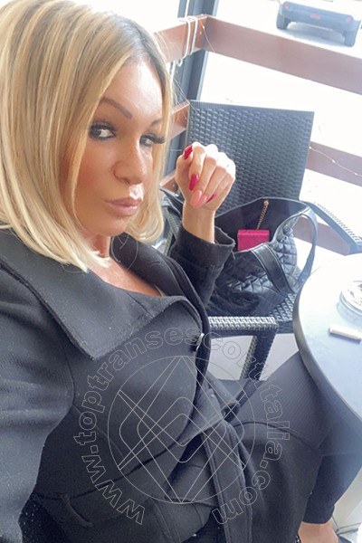 Foto selfie 39 di Pamy La Diva Stellare transexescort Losanna