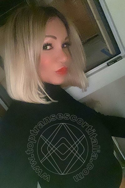 Foto selfie 42 di Pamy La Diva Stellare transexescort Losanna