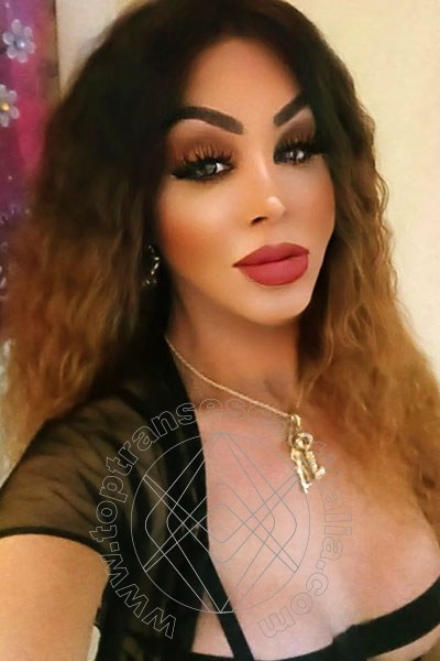 Foto selfie 27 di Rosa Xxxl transexescort Padova