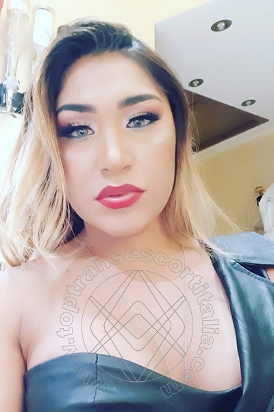 Foto selfie 42 di Pocahontas Vip transexescort Olbia
