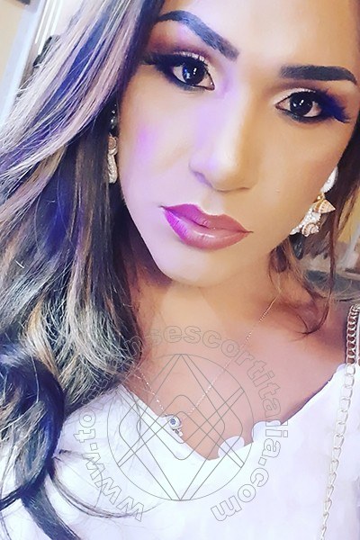 Foto selfie 39 di Pocahontas Vip transexescort Olbia