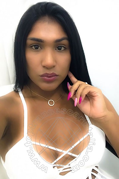 Foto selfie 23 di Pocahontas Vip transexescort Olbia