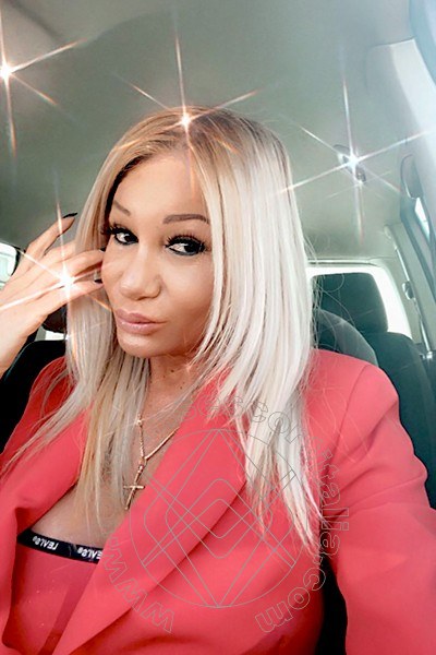 Foto selfie 441 di Pamy La Diva Stellare transexescort Losanna