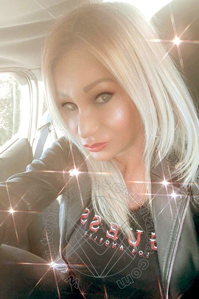 Foto selfie 448 di Pamy La Diva Stellare transexescort Losanna