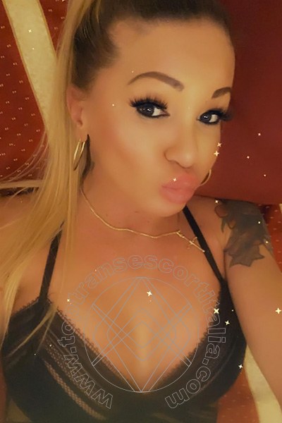 Foto selfie 498 di Pamy La Diva Stellare transexescort Losanna