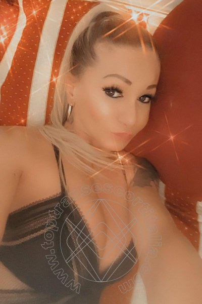 Foto selfie 495 di Pamy La Diva Stellare transexescort Losanna