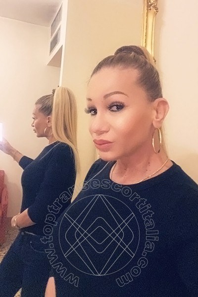 Foto selfie 518 di Pamy La Diva Stellare transexescort Losanna