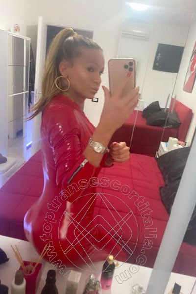 Foto selfie 556 di Pamy La Diva Stellare transexescort Losanna