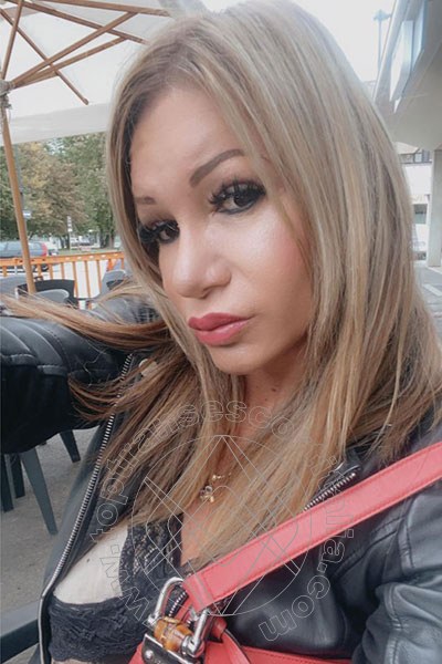 Foto selfie 739 di Pamy La Diva Stellare transexescort Losanna