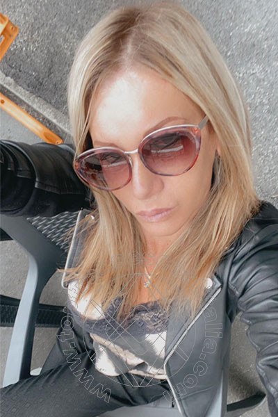 Foto selfie 733 di Pamy La Diva Stellare transexescort Losanna