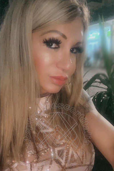 Foto selfie 837 di Pamy La Diva Stellare transexescort Losanna