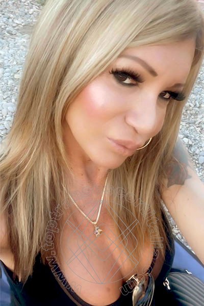 Foto selfie 829 di Pamy La Diva Stellare transexescort Losanna