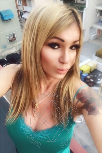 Foto selfie 809 di Pamy La Diva Stellare transexescort Losanna