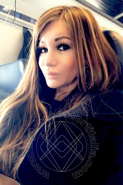 Foto selfie 969 di Pamy La Diva Stellare transexescort Losanna