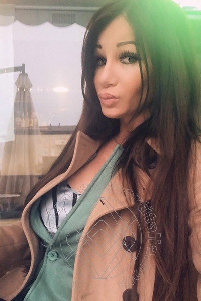 Foto selfie 983 di Pamy La Diva Stellare transexescort Losanna