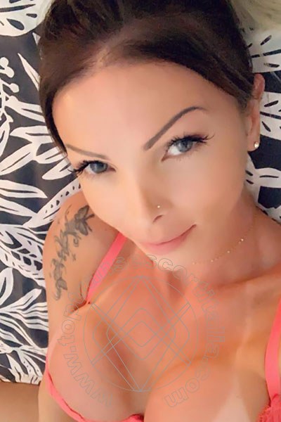 Foto selfie 49 di Carla Novaes Pornostar transexescort Milano