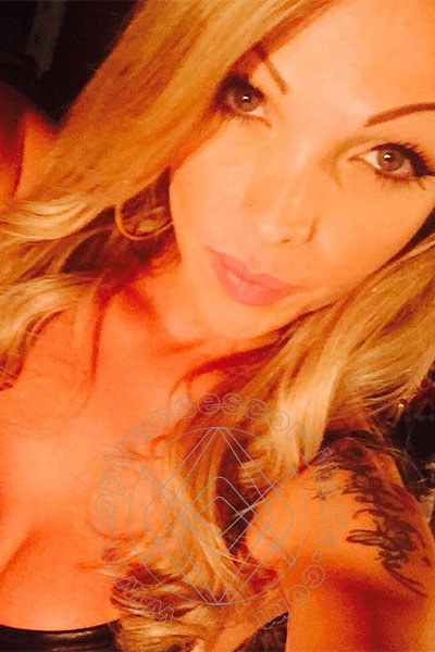 Foto selfie 83 di Carla Novaes Pornostar transexescort Milano