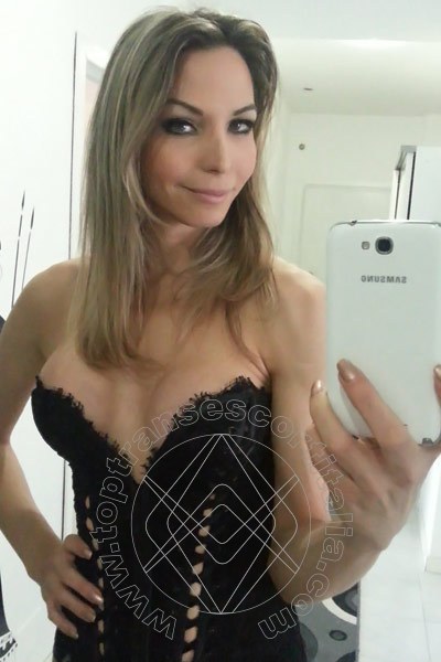 Foto selfie 143 di Laviny Albuquerque Pornostar transexescort Legnano