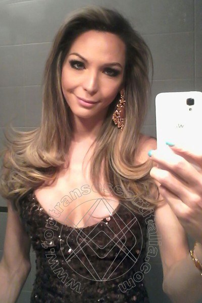 Foto selfie 121 di Laviny Albuquerque Pornostar transexescort Legnano
