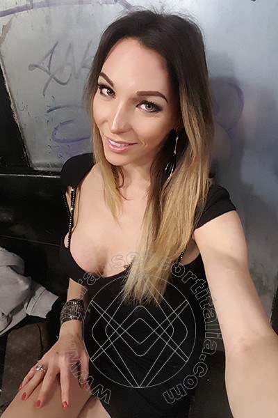 Foto selfie 61 di Laviny Albuquerque Pornostar transexescort Legnano