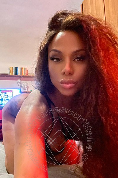 Foto selfie 17 di Tazia Duran transexescort Roma