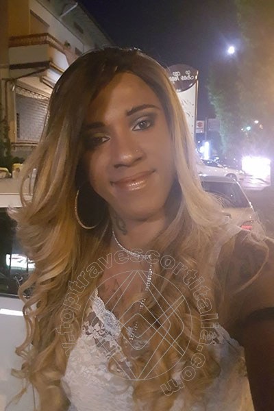 Foto selfie 9 di Mycaella transexescort Prato